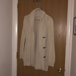 Light tan/cream sweater